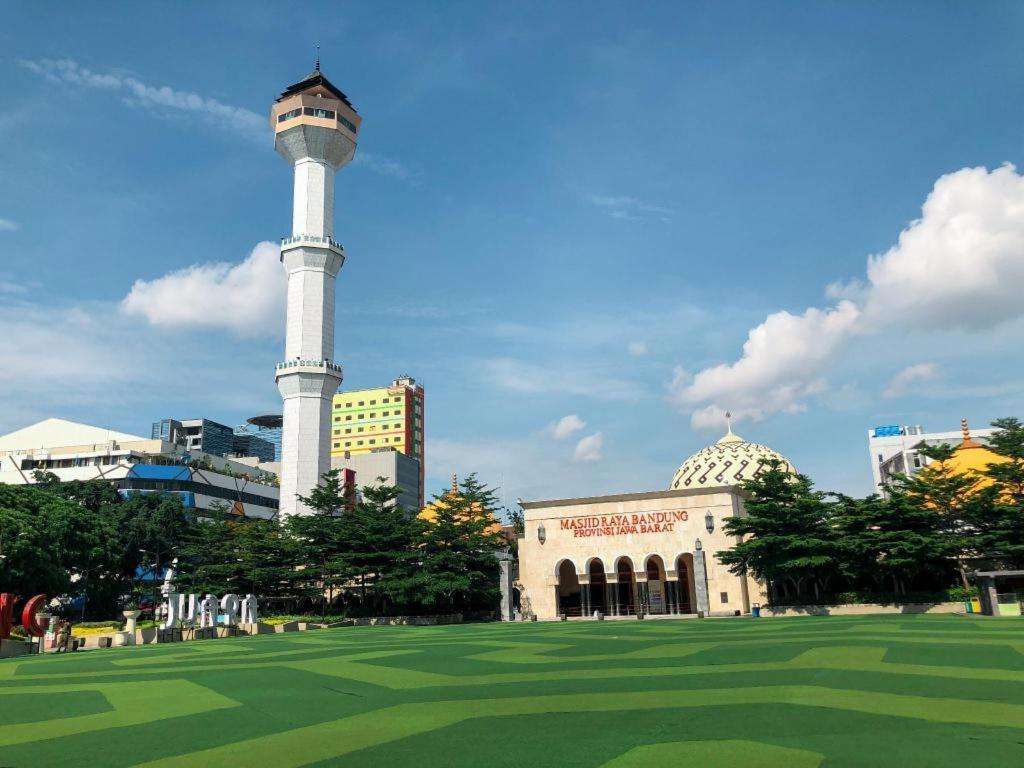 Dpalma Hotel Bandung Kültér fotó